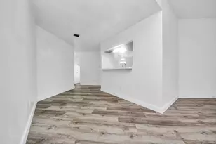 11627 Bowlan Ln, Houston, TX 77035 - Photo 4