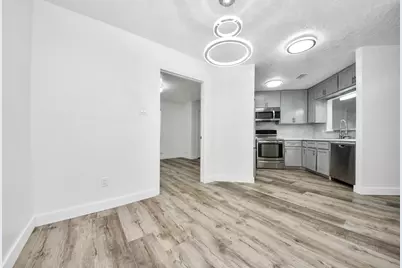 11627 Bowlan Lane, Houston, TX 77035 - Photo 6