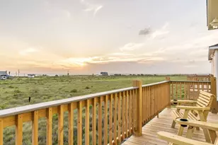1103 Waco, Gilchrist, TX 77617 - Photo 4