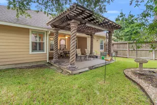 14 Trafalgar Pl, Conroe, TX 77384 - Photo 8