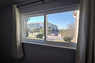 7078 N Holiday Dr, Galveston, TX 77550 - Photo 20