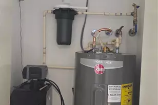 7078 N Holiday Dr, Galveston, TX 77550 - Photo 18