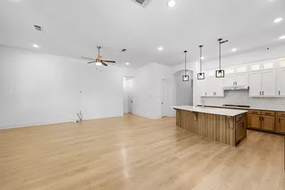 14831 Cherry Brick Drive, Conroe, TX 77302 - Photo 10