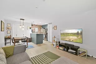 3224 Timmons Ln, Houston, TX 77027 - Photo 2