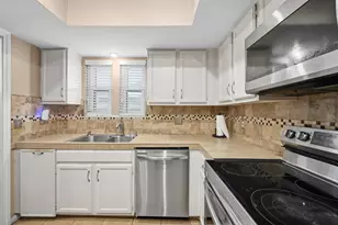 2931 Camelot Ln, Missouri City, TX 77459 - Photo 12