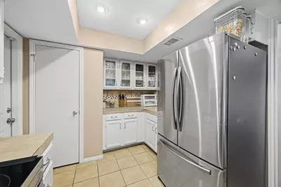 2931 Camelot Lane, Missouri City, TX 77459 - Photo 14