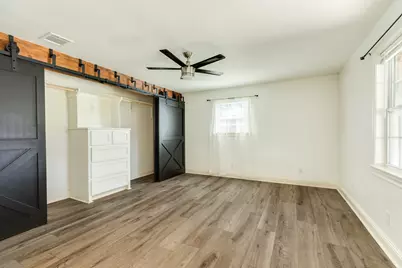 1614 Avenue F, Danbury, TX 77534 - Photo 12