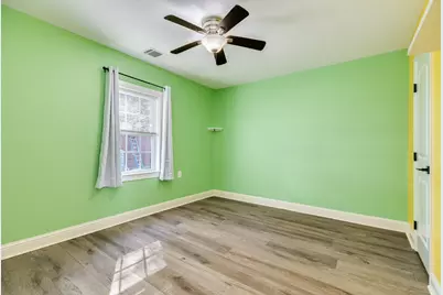 1614 Avenue F, Danbury, TX 77534 - Photo 18