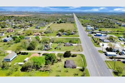 6204 Highway 6, Hitchcock, TX 77563 - Photo 36