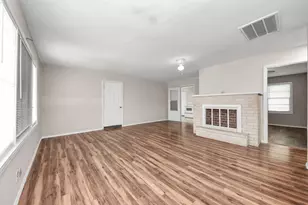 6204 Hwy 6, Hitchcock, TX 77563 - Photo 6