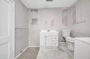 6204 Hwy 6, Hitchcock, TX 77563 - Photo 26