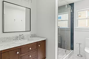 1215 Ashland St, Houston, TX 77008 - Photo 6