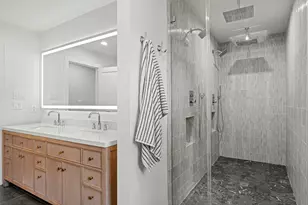 1215 Ashland St, Houston, TX 77008 - Photo 24