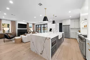 1215 Ashland St, Houston, TX 77008 - Photo 14