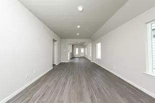 2521 Hawks Eye Dr, Conroe, TX 77301 - Photo 4