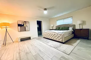 5226 Loch Lomond Dr, Houston, TX 77096 - Photo 8