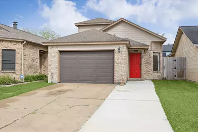 5813 Guadalupe Drive, Dickinson, TX 77539 - Photo 1