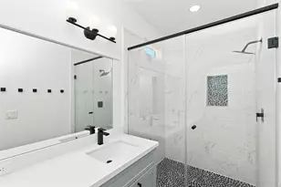 2908 Stevens St, Houston, TX 77026 - Photo 6