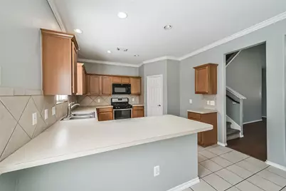 8726 Old Maple Lane, Humble, TX 77338 - Photo 10