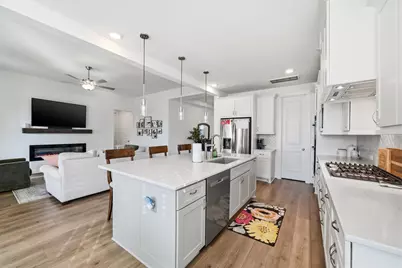 5022 Matador Lane, Iowa Colony, TX 77583 - Photo 8