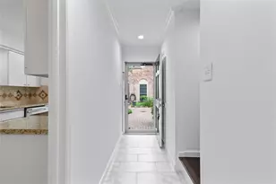 5801 Doliver Dr, Houston, TX 77057 - Photo 6