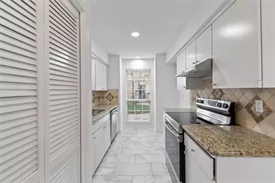 5801 Doliver Drive #66, Houston, TX 77057 - Photo 8