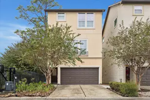 888 Fisher St, Houston, TX 77018 - Photo 30