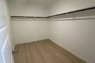 523 Robin St, Angleton, TX 77515 - Photo 24