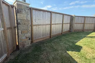 523 Robin St, Angleton, TX 77515 - Photo 34