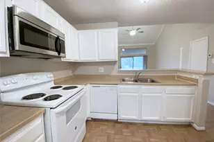 8499 Sands Point Dr, Houston, TX 77036 - Photo 8