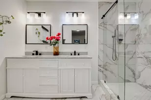 706 Beaumont St, Anahuac, TX 77523 - Photo 22