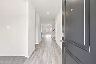 6707 Pebble Blf Ct, Cove, TX 77523 - Photo 4