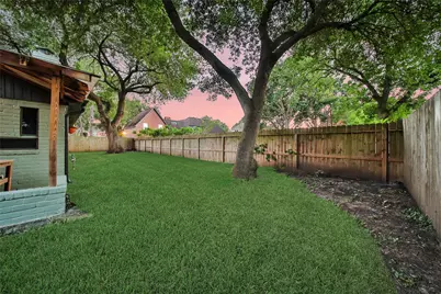 813 E Green Belt Drive, Sugar Land, TX 77498 - Photo 38