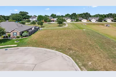 280 N Lantana Circle, Sealy, TX 77474 - Photo 6
