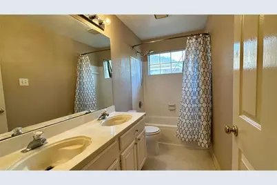 6918 Springcrest Court, Sugar Land, TX 77479 - Photo 24