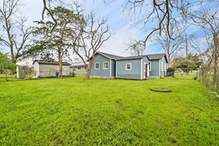 234 E Texas St, Brazoria, TX 77422 - Photo 20