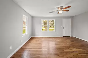 234 E Texas St, Brazoria, TX 77422 - Photo 18