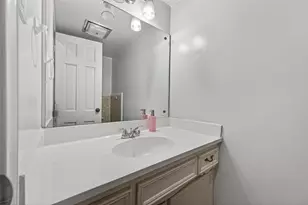 5530 Holly St, Houston, TX 77081 - Photo 10