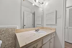 5530 Holly St, Houston, TX 77081 - Photo 26