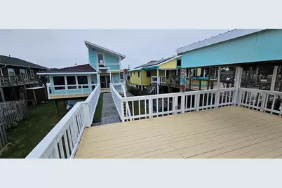 1643 Railroad Avenue, San Leon, TX 77539 - Photo 1