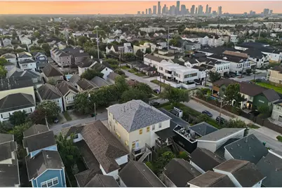 907 Lawrence Street, Houston, TX 77008 - Photo 4