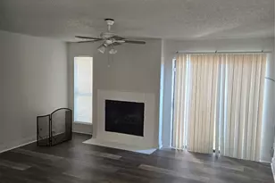6701 Sands Point Dr, Houston, TX 77074 - Photo 4