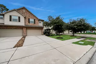 16130 Beachside Pl, Crosby, TX 77532 - Photo 4