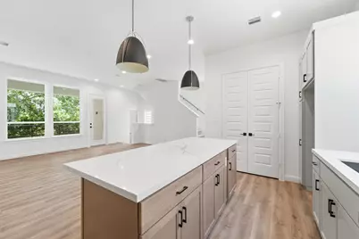 4834 Pinemont Drive, Houston, TX 77092 - Photo 10