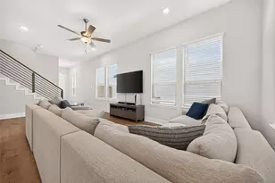 4004 Baja Ln, Houston, TX 77045 - Photo 8