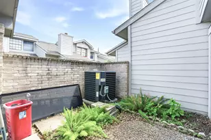 13445 Garden Grove St, Houston, TX 77082 - Photo 24