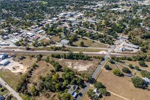 351 E Glenn St, Bellville, TX 77418 - Photo 8