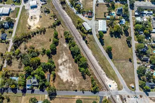 351 E Glenn St, Bellville, TX 77418 - Photo 6