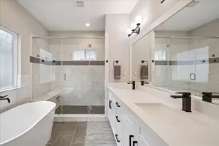 1193 W Tidwell Rd, Houston, TX 77091 - Photo 12