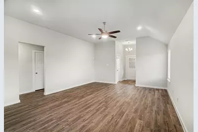 8427 Blue Shell Lane, Cypress, TX 77433 - Photo 6